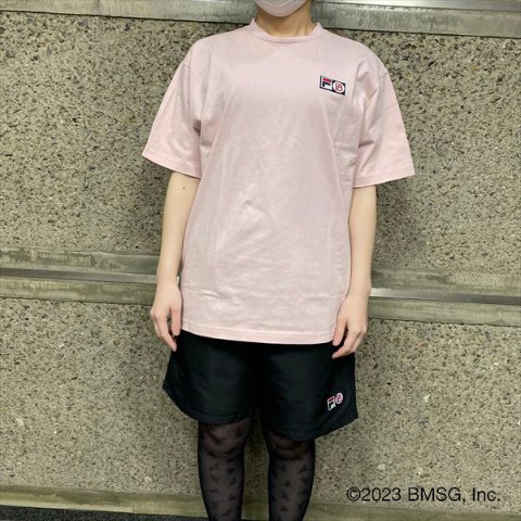 FILA×BE:FIRST】Tシャツ ピンク L / 雑貨通販 ヴィレッジヴァンガード