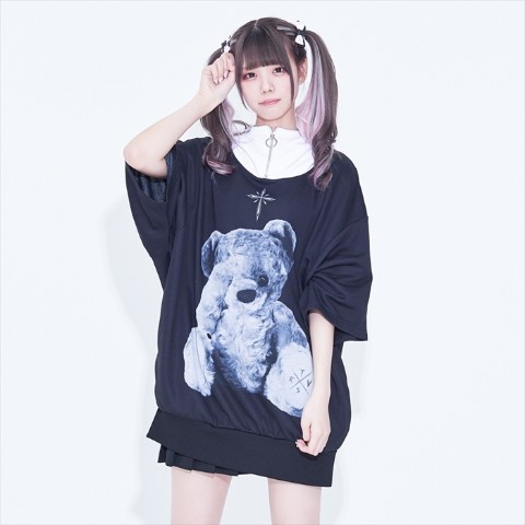 TRAVAS TOKYO】Color scheme Furry bear H/S hoodie 【Black×White