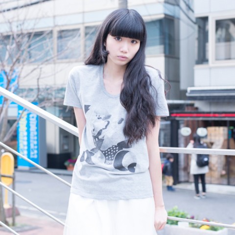 フレデリック ロックな女の子tシャツ グレー Lサイズ 雑貨通販 ヴィレッジヴァンガード公式通販サイト
