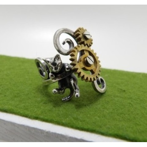 歯車と猫のリング www.cleanlineapp.com