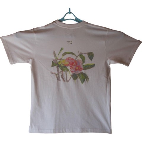 【大松雅士】日本伝統文化代表作家のちぎり絵Tシャツ（花より団子S）背面/ツバキ【Tadashi Daimatsu】