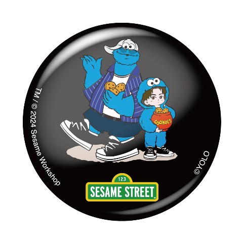 【與 真司郎 meets クッキーモンスター】缶バッジ BK 背中合わせ