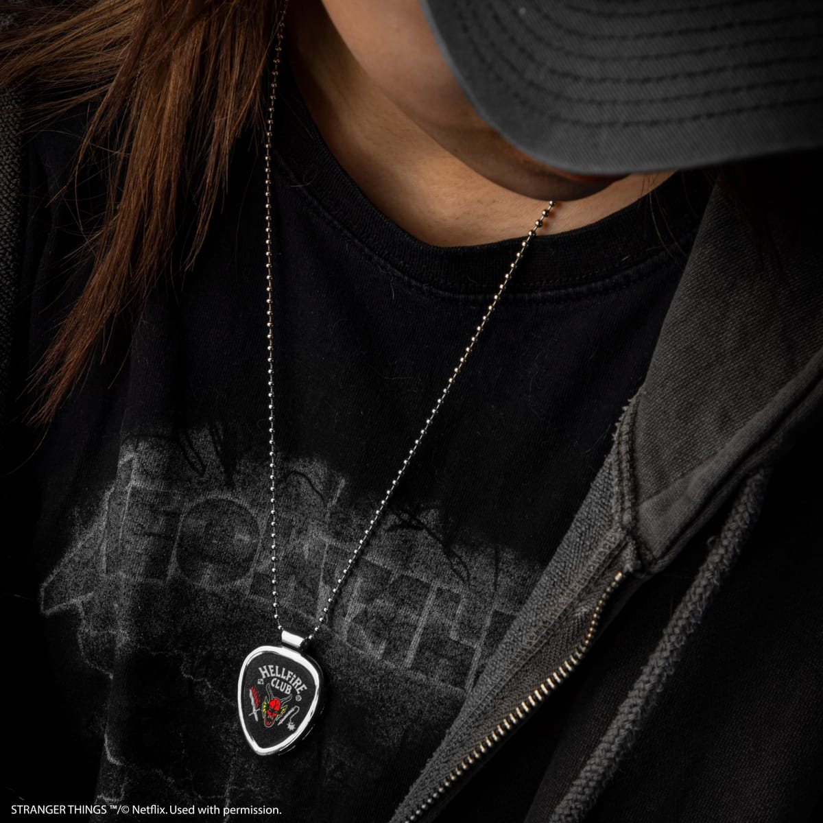 【ストレンジャー・シングス 未知の世界】ネックレス　エディのギターピック