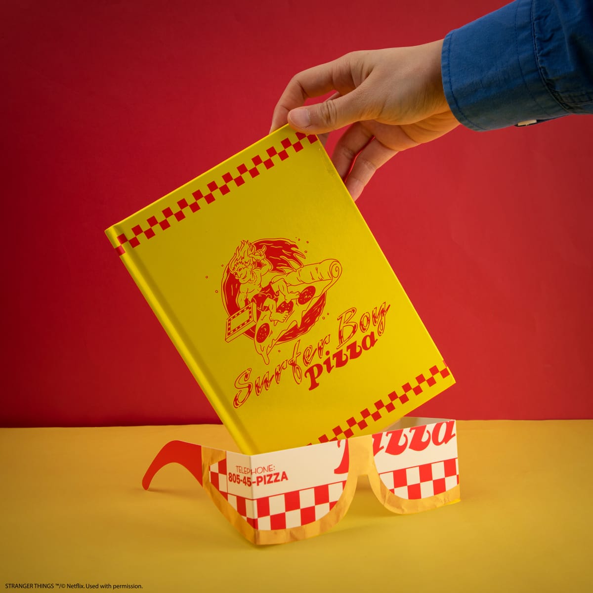 【ストレンジャー・シングス 未知の世界】ハードカバー・ノート　サーファーボーイ・ピザ