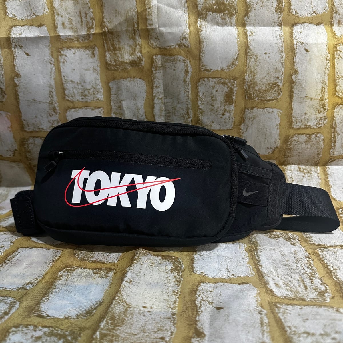 【NIKE】ランヒップパック CP-TOKYO