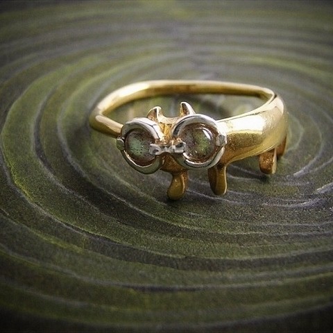 【llllllooo】月眼鏡をかけたステネコくん（13号）【受注生産】