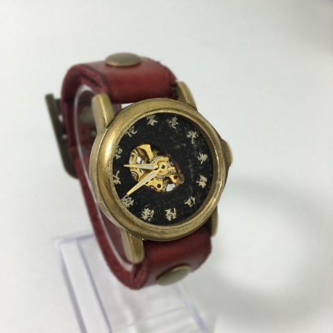 【手作り和時計工房　こんぺいとう】暗闇