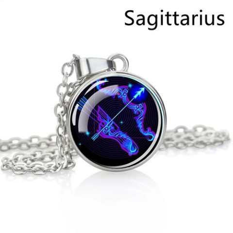 【＃kawaiiiii!】『Sagittarius 射手座』12星座のペンダント（蓄光）