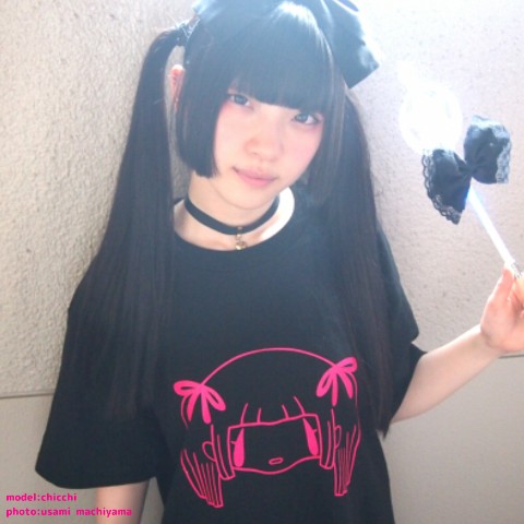 【香夏子】Donnako-Tシャツ（ブラック）ユニセックスSサイズ