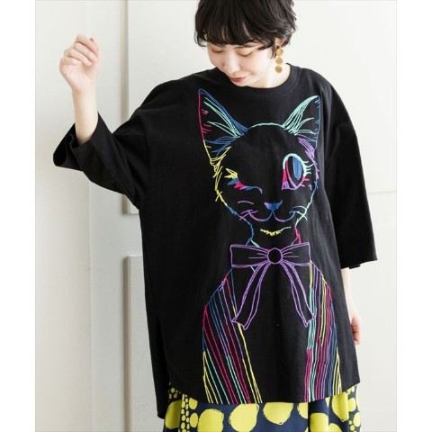 【ScoLar】ネコ刺繍BIG Tシャツ / ブラック