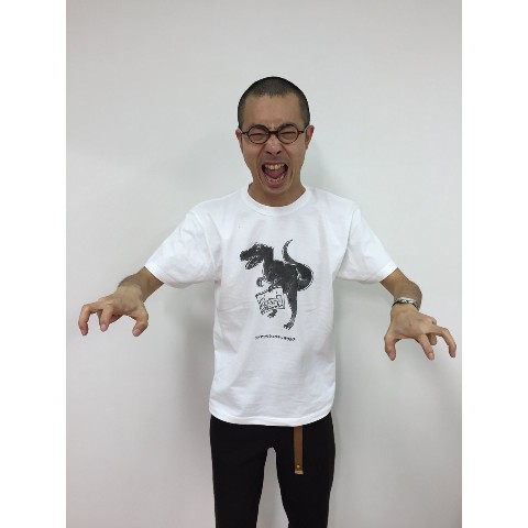 【おほしんたろう】「ソトマワリシュウキンザウルス」Tシャツ(XLサイズ)