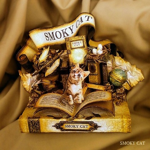 SMOKY CATのファンタジーNO4　森の図書館オブジェ