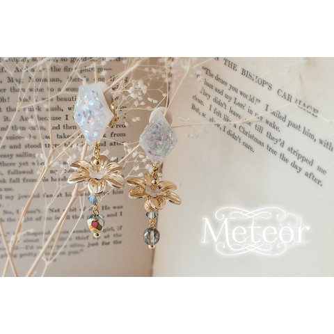 【Meteor】一等星耳飾り-Luxury- 紫陽花の踊り子(ピアス)