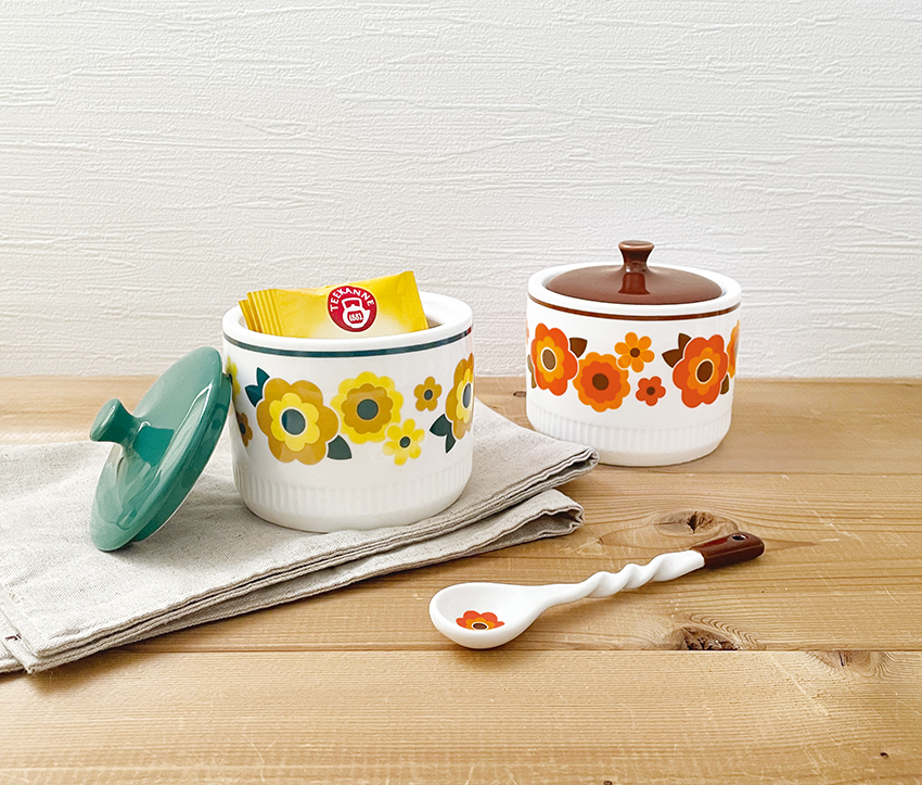 昭和レトロ 可愛い花輪の食器コレクション 雑貨通販 ヴィレッジヴァンガード公式通販サイト