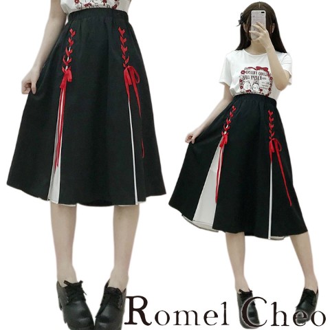 【RomelCheo】モノトーンに赤い紐の組み合わせが可愛い編み込みスカート
