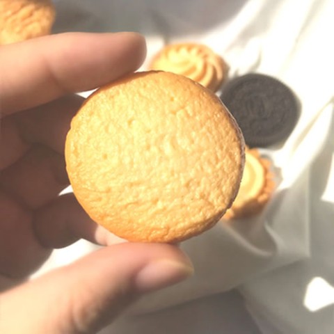 【＃kawaiiiii!】【バタークッキー】手作りクッキーのヘアクリップ（ブローチにも）