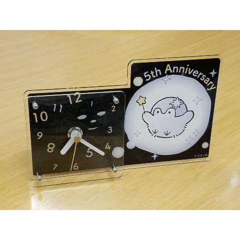 【コウペンちゃん】５周年記念コウペンちゃんアクリル置き時計
