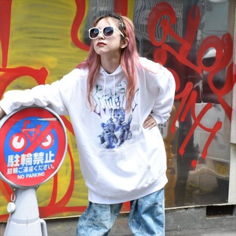 【TRAVAS TOKYO】Plush zombies hoodie 【White】
