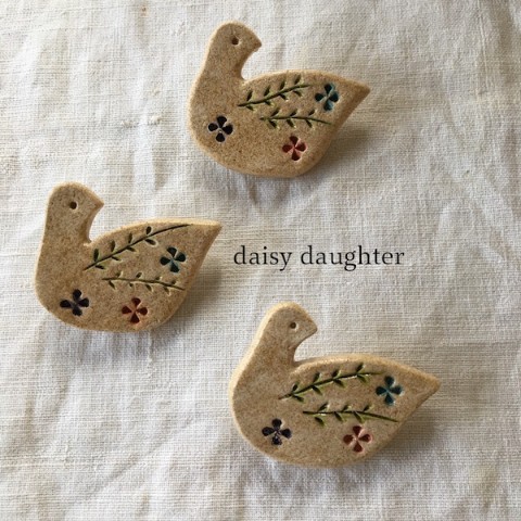 【daisy daughter】花鳥　ブローチ