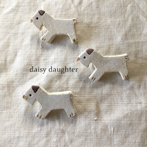 【daisy daughter】テリア　ブローチ