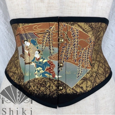 【Shiki】黒留袖の着物コルセット（地紙に浮世絵）