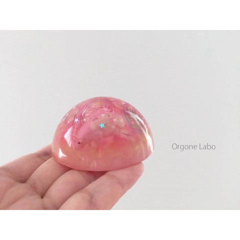 【Orgone Labo】置き型オルゴナイト マーブルプラネット(ブタさん)