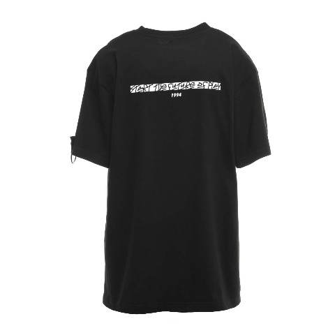 スプレーアート 刺繍Tシャツ / PlayStation™ ブラック - L