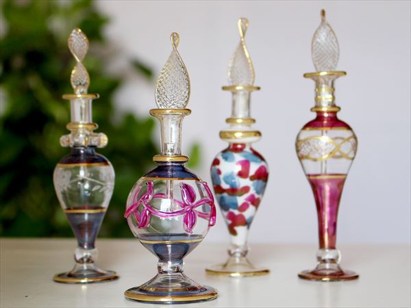 Snsで話題のエジプト香水瓶 フォトジェニックな魔法 雑貨通販 ヴィレッジヴァンガード公式通販サイト