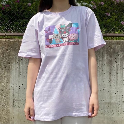 【クロミ】アニメキャスト柄Tシャツ ライトパープルM