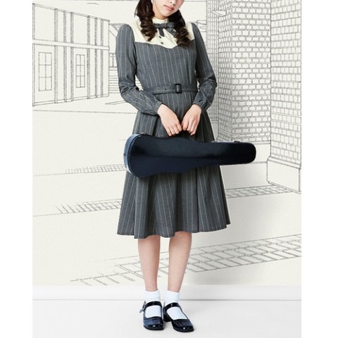 お嬢さまが通う女学院 制服みたいなお洋服 4 15ar 雑貨通販 ヴィレッジヴァンガード公式通販サイト