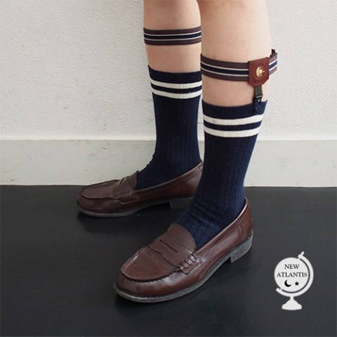 【NEW ATLANTIS】ブラウンの靴下留め（茶革） / 雑貨通販 ヴィレッジヴァンガード公式通販サイト